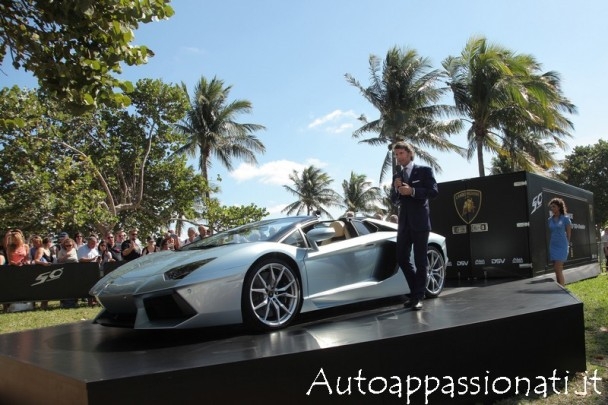 Aventador LP 700-4 Roadster presentata a Miami