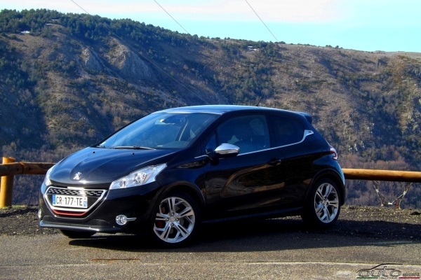 Test Peugeot 208 GTi