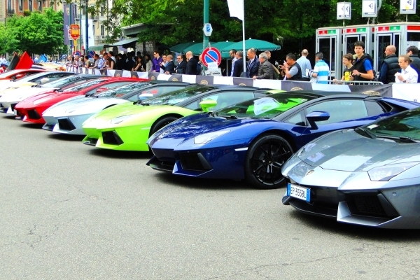 Foto – Partenza Grande Giro Lamborghini 50° Anniversario