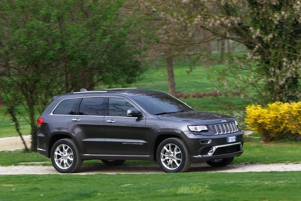 Jeep Grand Cherokee, al via gli ordini