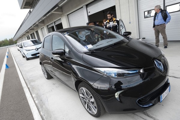 Press eco Race con Renault ZOE all’Autodromo di Modena