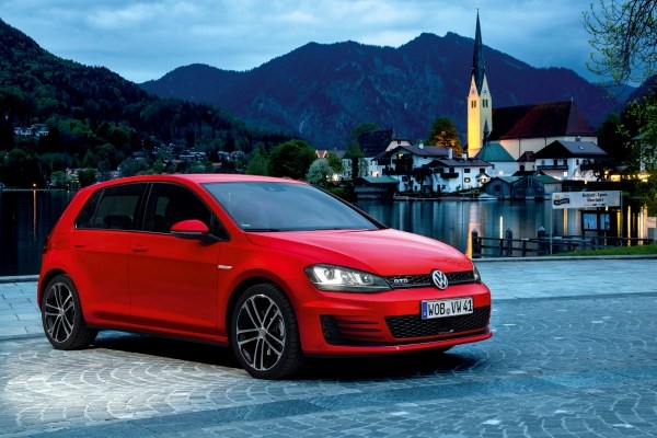 Nuova Volkswagen Golf GTD