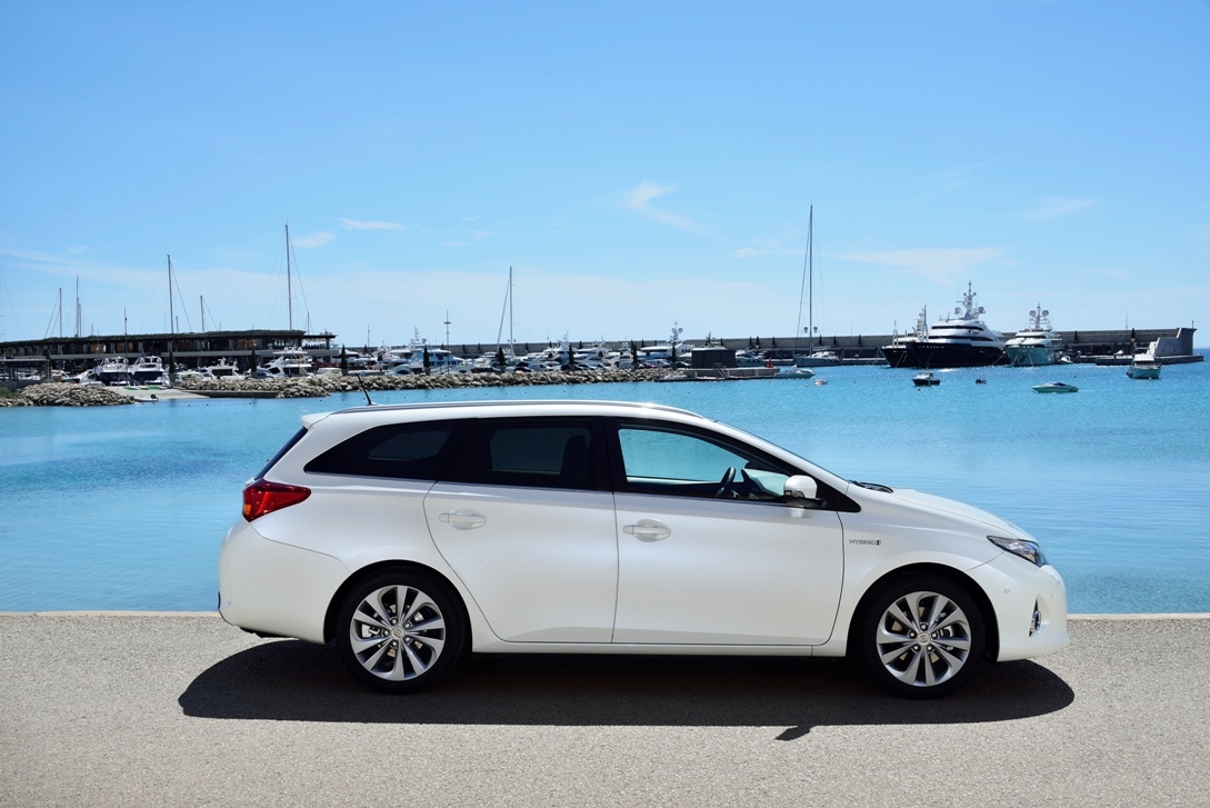 Gallery – Nuova Toyota Auris Touring Sports