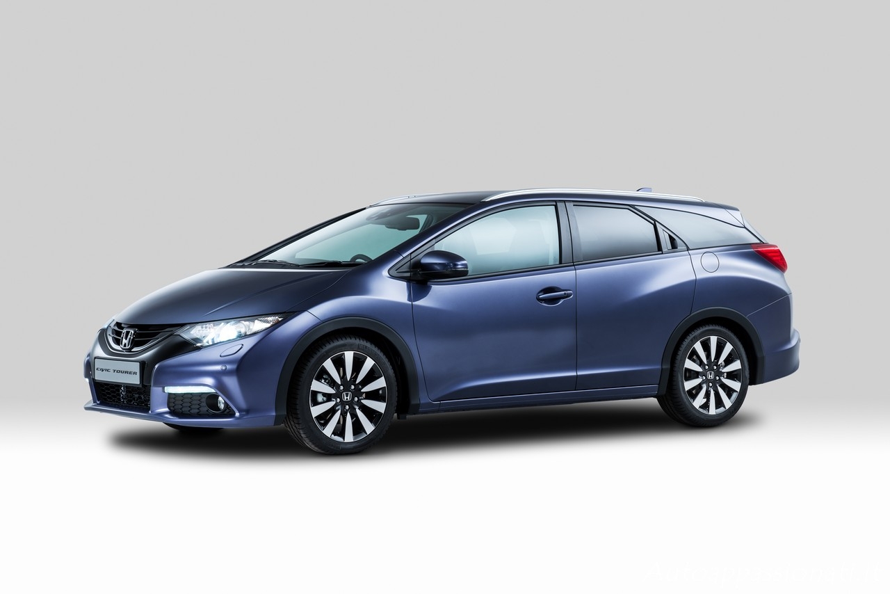 Honda Civic Tourer: debutto al salone di Francoforte 2013