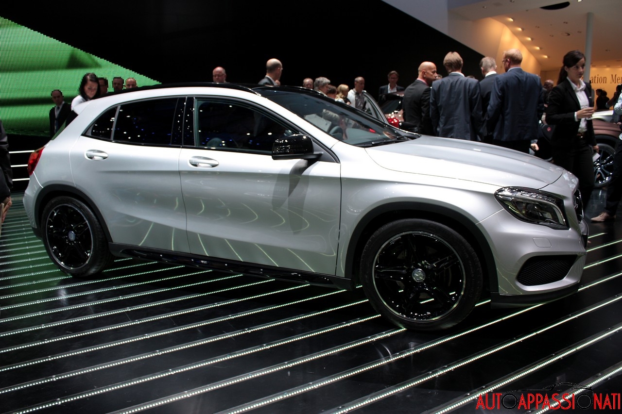 Foto – Stand Mercedes-Benz al Salone di Francoforte 2013