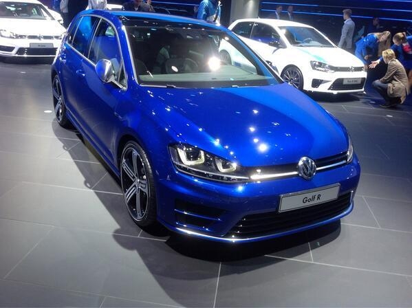 LIVE – Nuova Volkswagen Golf R: 300cv al salone di Francoforte