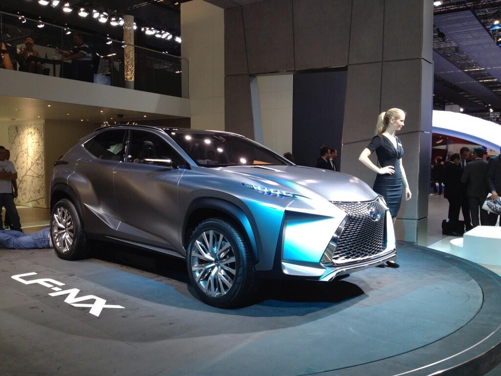 LIVE – LEXUS LF-NX AL SALONE DI FRANCOFORTE