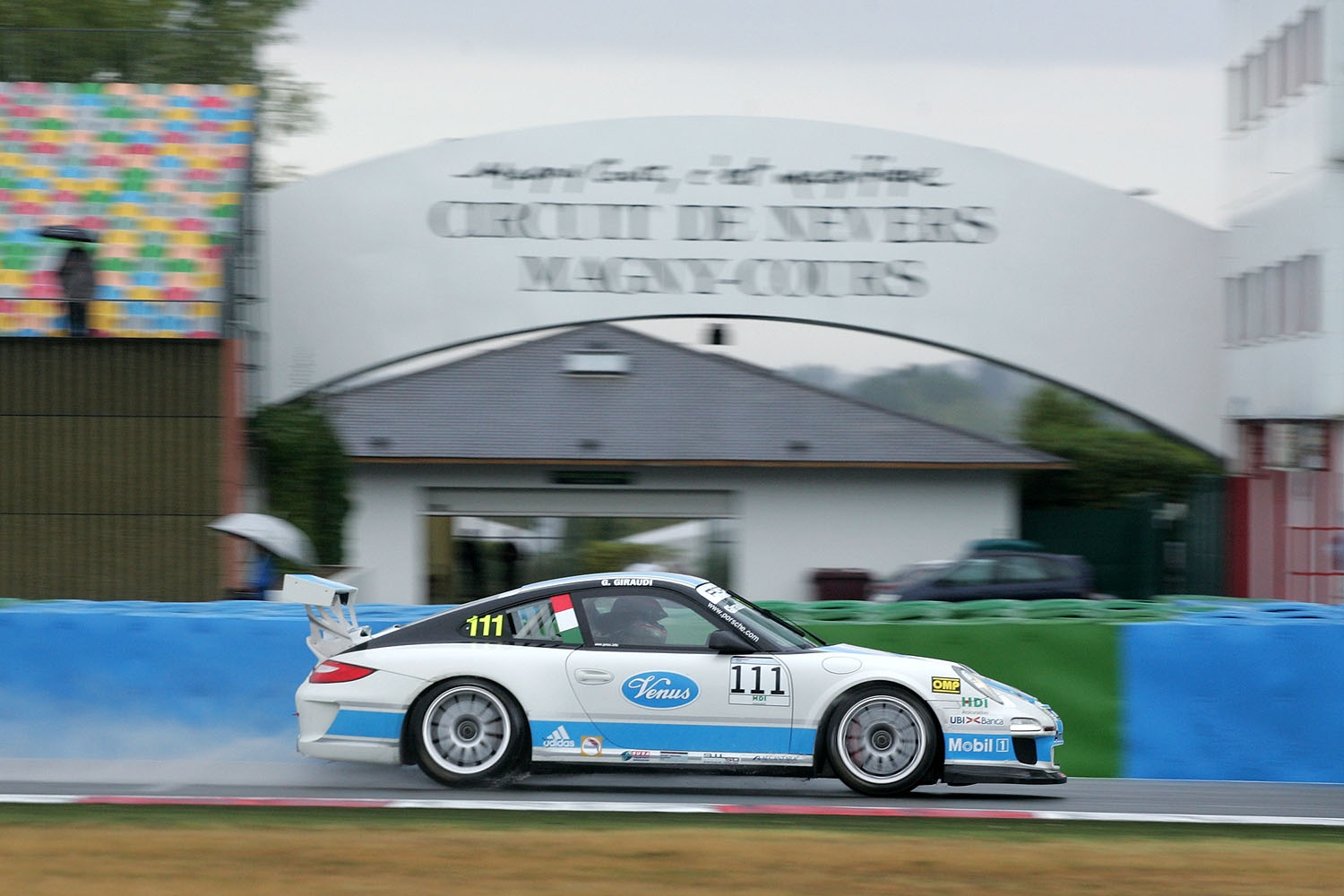 Carrera Cup Italia: a Magny-Cours Giraudi vince Gara 2. A Monti il 911 Trophy 50th Anniversary