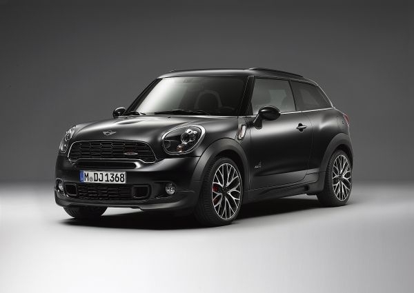 MINI: la nuova vernice Frozen Black metallic