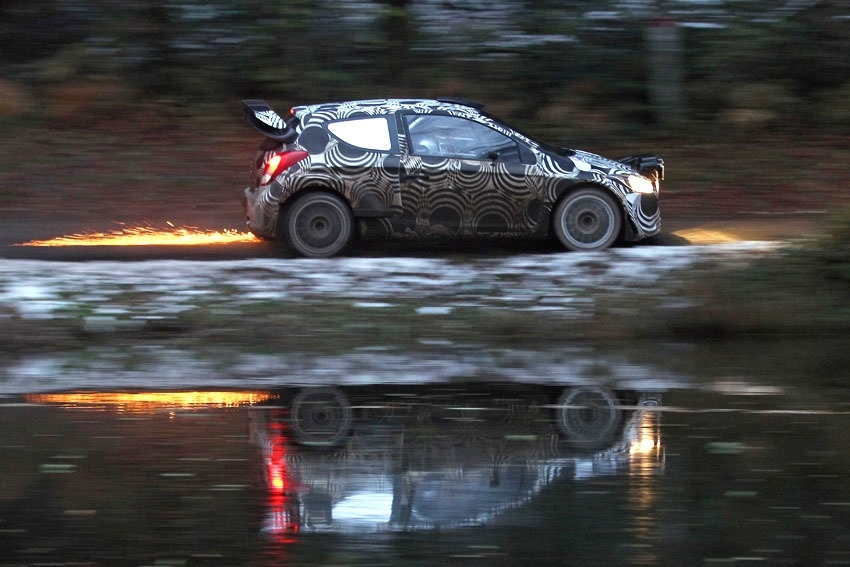 Primo assaggio della Hyundai i20 WRC per Neuville