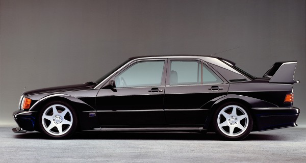 30 anni di Mercedes 190 E 2.5-16 Evolution II: storia e successi