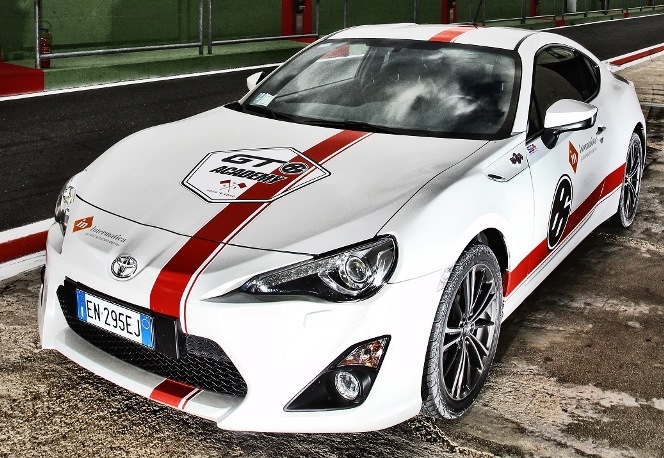 Toyota: GT86 Academy