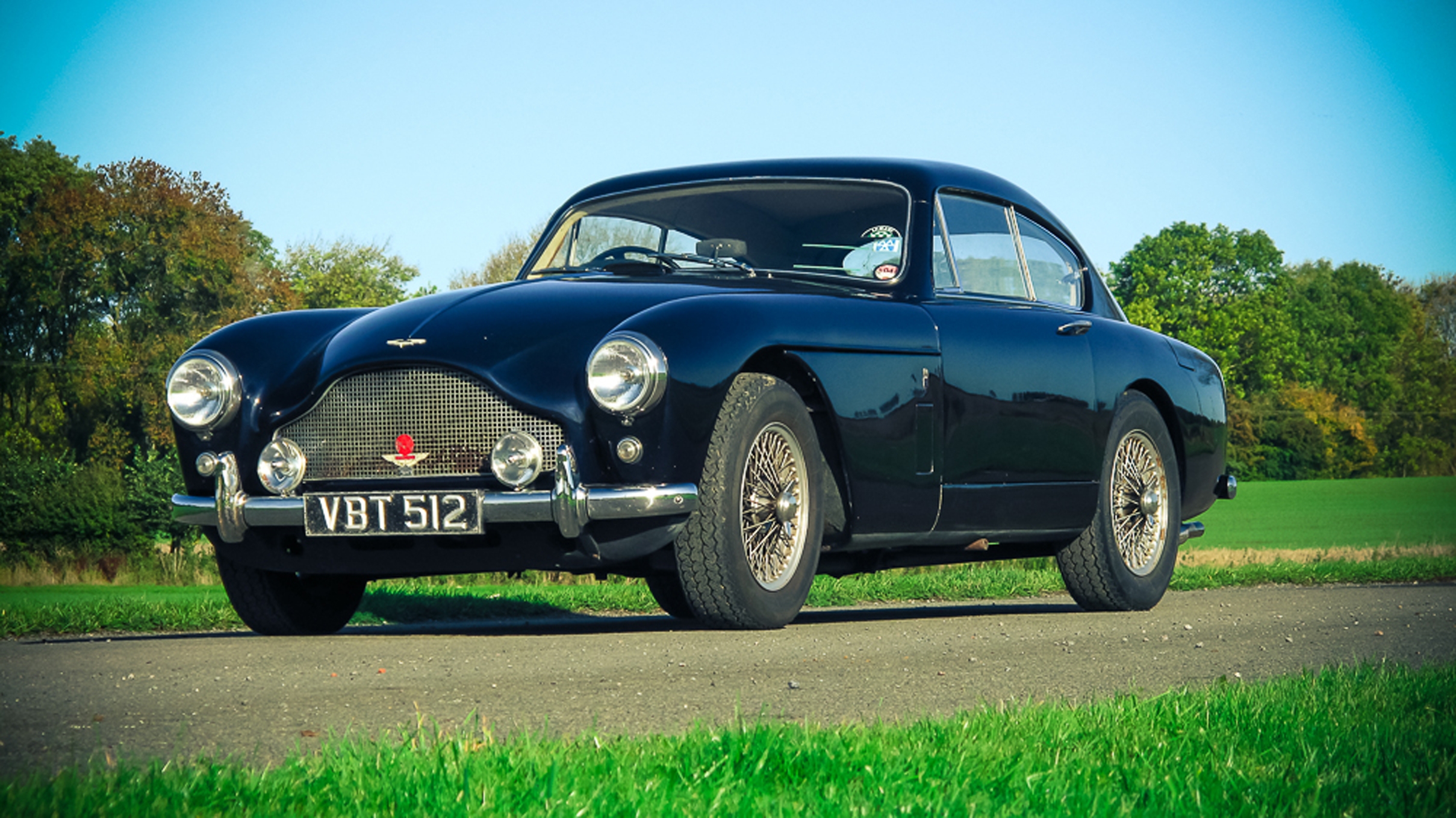 Aston Martin, una DB2 da record