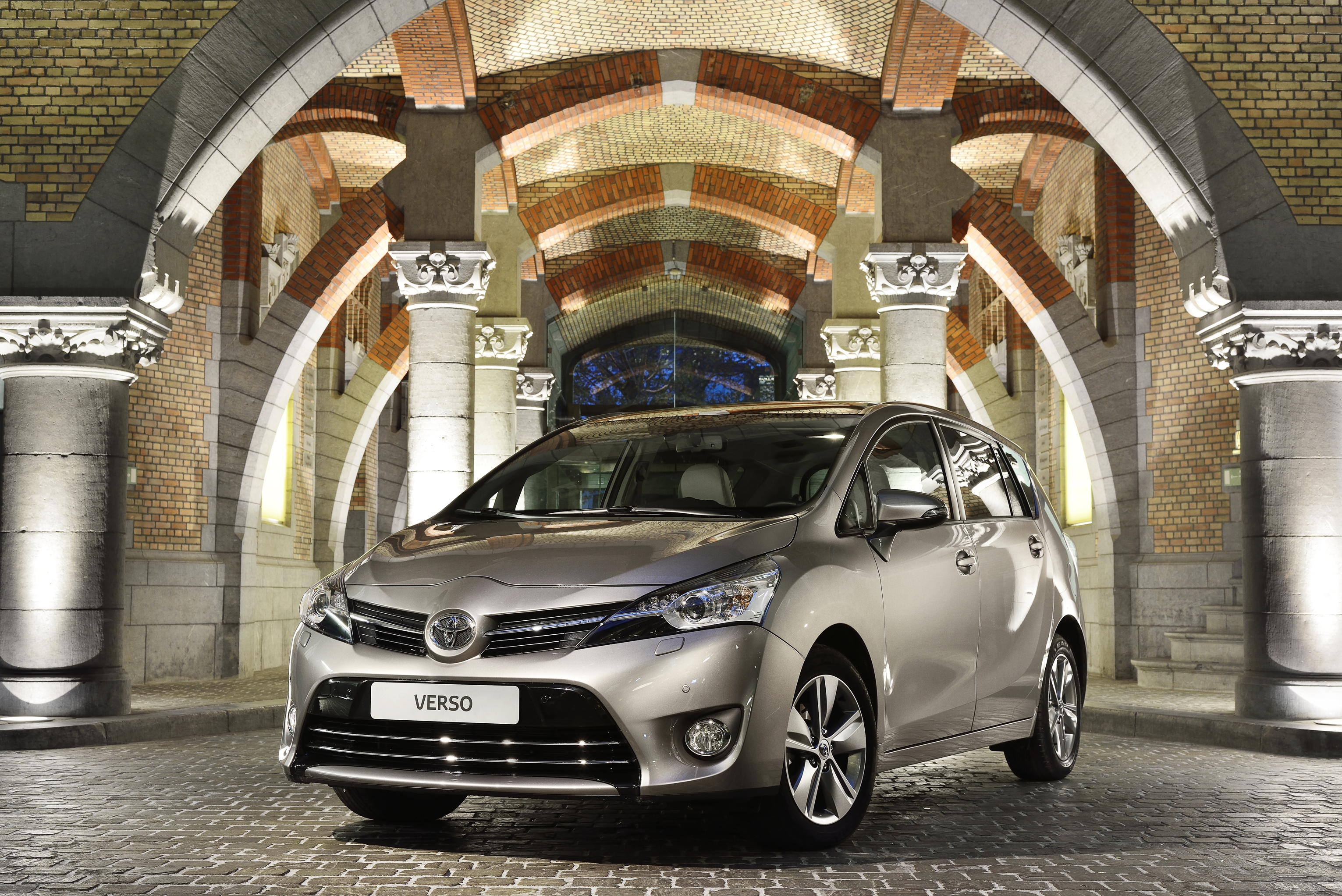 Nuova Toyota Verso MY2014: informazioni e novità