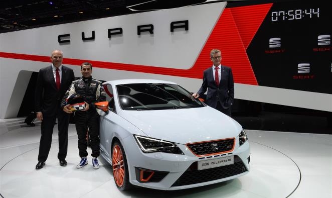 Live – Seat Leon Cupra record al Ring al Salone di Ginevra