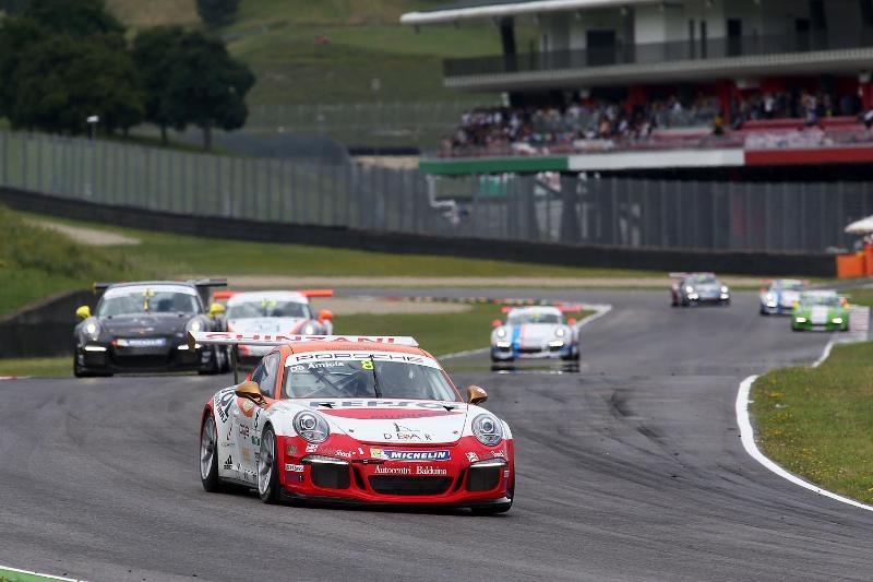 Porsche Carrera Cup Italia 2014: De Amicis si aggiudica Gara 2, De Giacomi domina in Michelin Cup