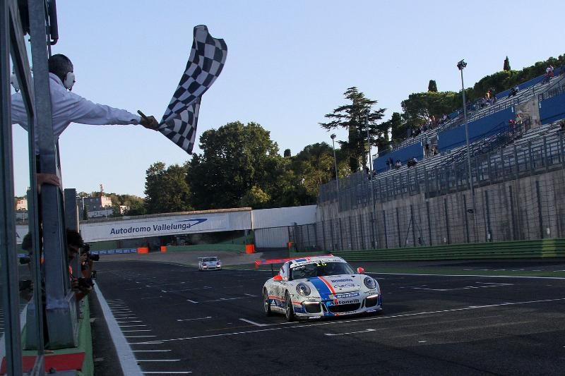 Carrera Cup Italia 2014: grande spettacolo a Vallelunga, Cairoli stravince Gara1