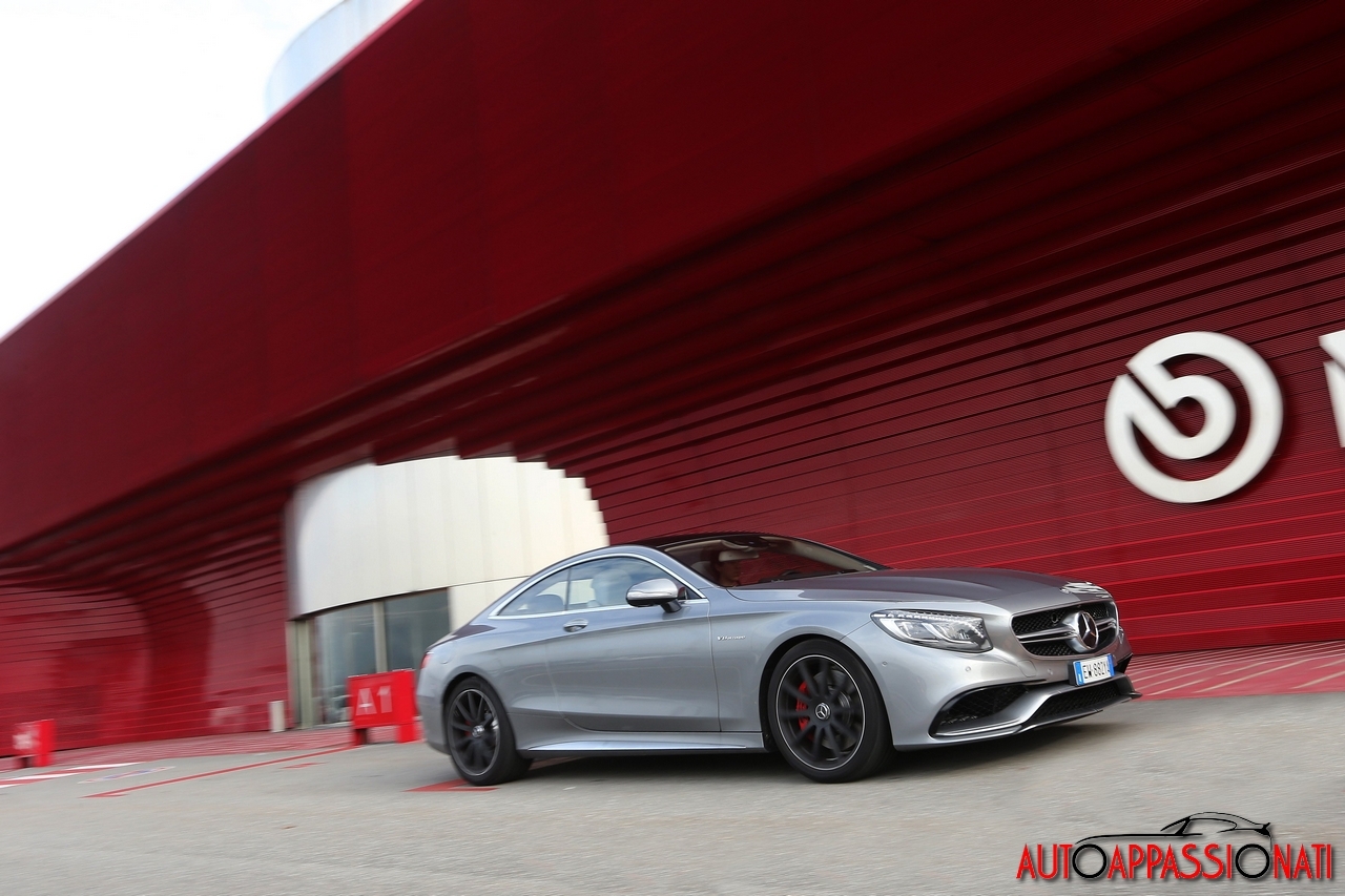 Mercedes-Benz S 63 AMG Coupé: la prova su strada in anteprima