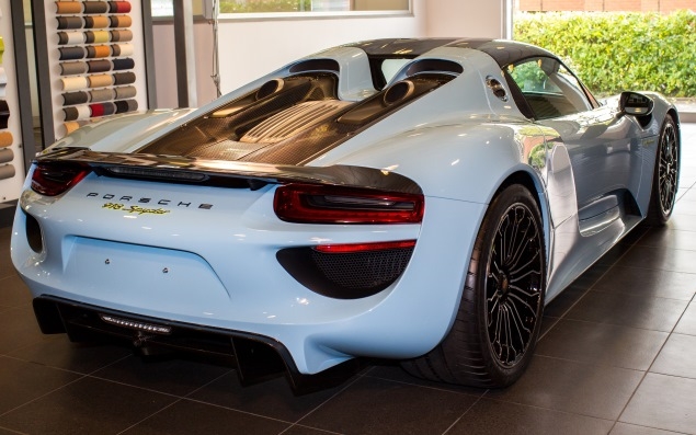 Porsche 918 Spyder: a Perugia la prima consegna italiana