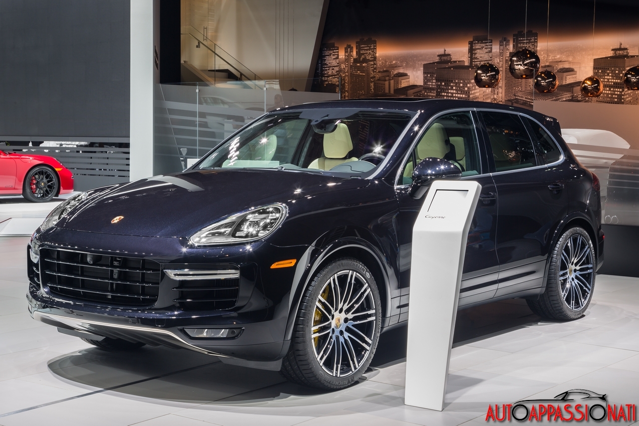 Porsche Cayenne Turbo S al Salone di Detroit 2015