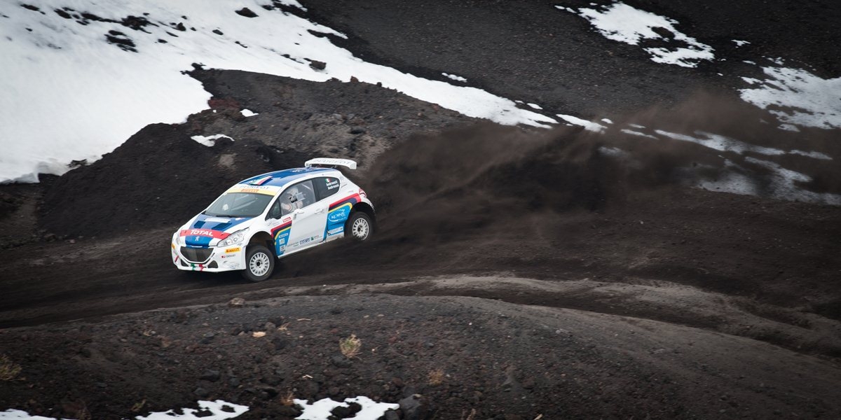 Andreucci alla conquista dell’Etna con la Peugeot 208 T16