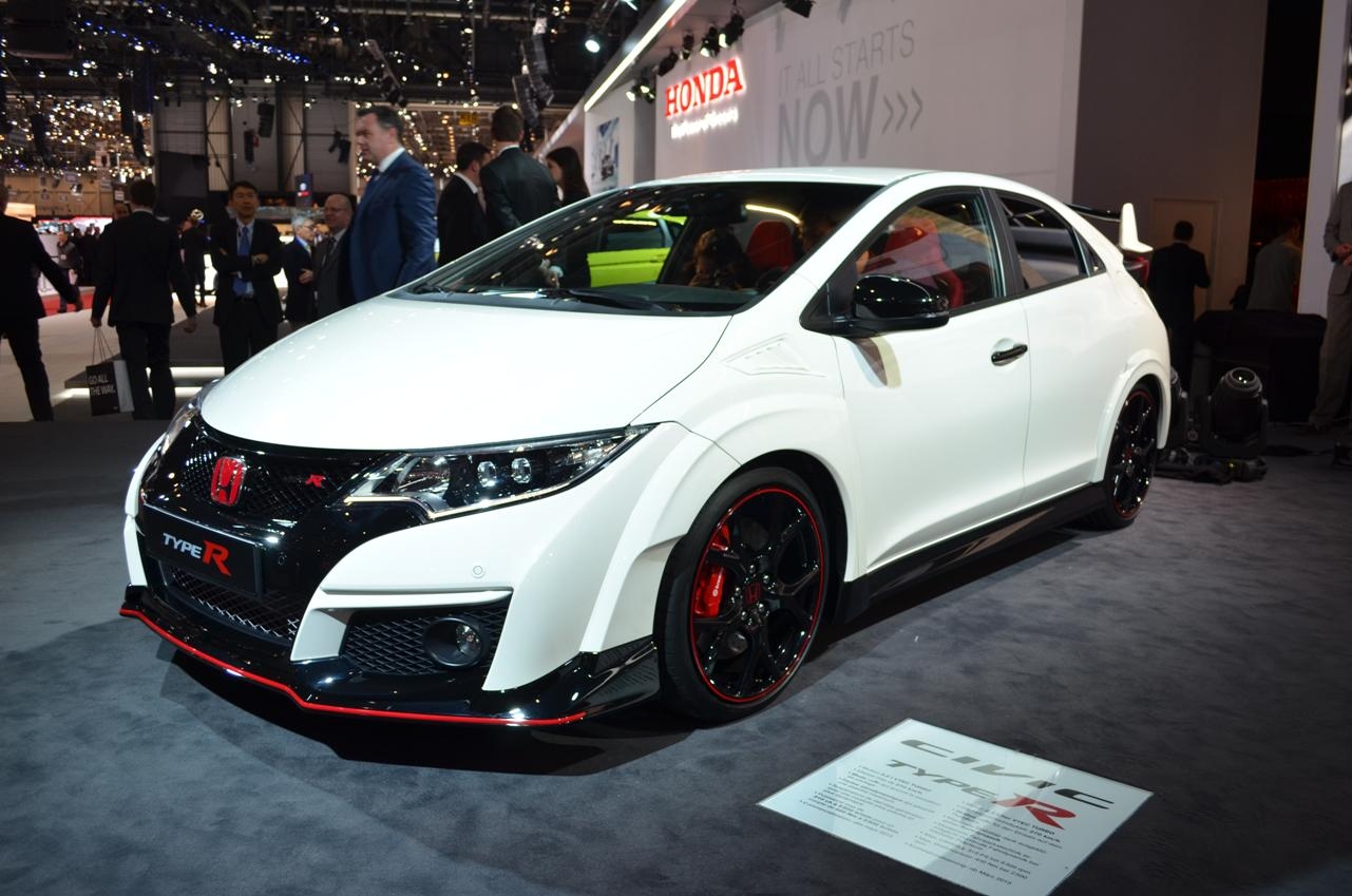 Honda Civic Type-R: dal cuore alla tastiera