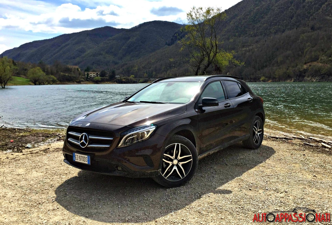 Mercedes-Benz GLA Enduro | prova su strada in anteprima