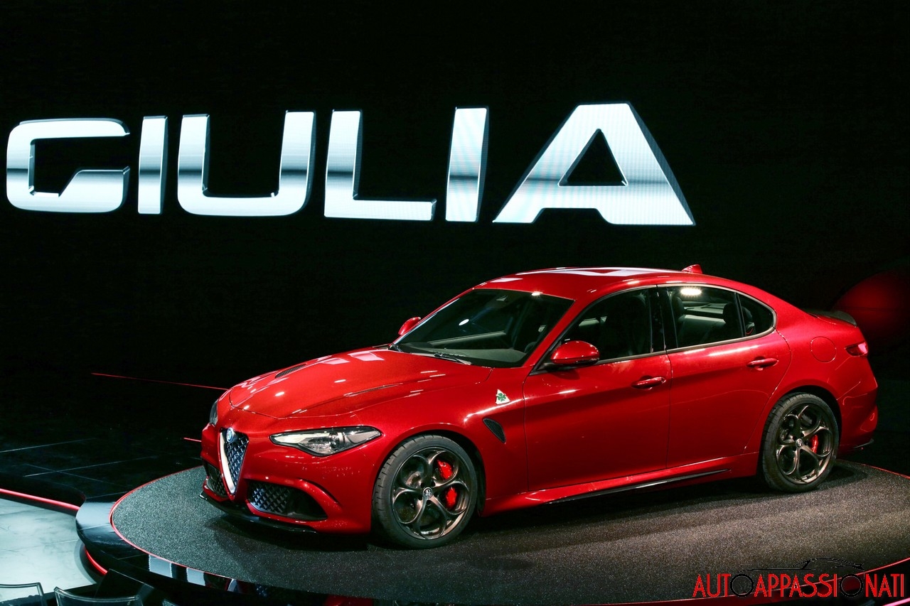 Alfa Romeo Giulia: tutte le informazioni in anteprima mondiale [FOTO]