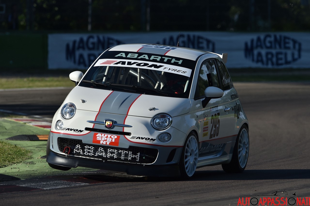 CITE 2015, Imola: ottimo secondo posto dell’Abarth 695 AC Endurance