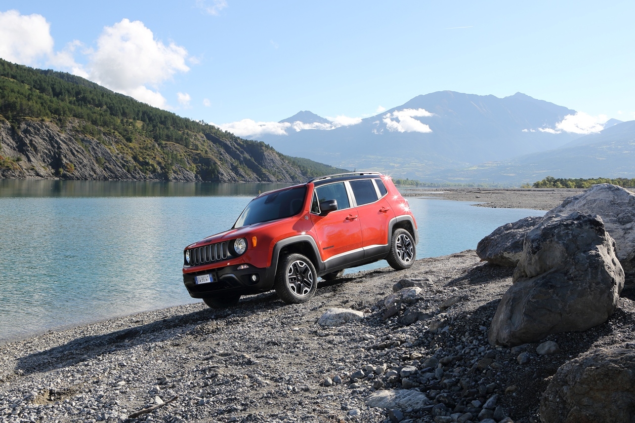 Jeep Renegade eletto “4×4 dell’anno 2015” in Francia