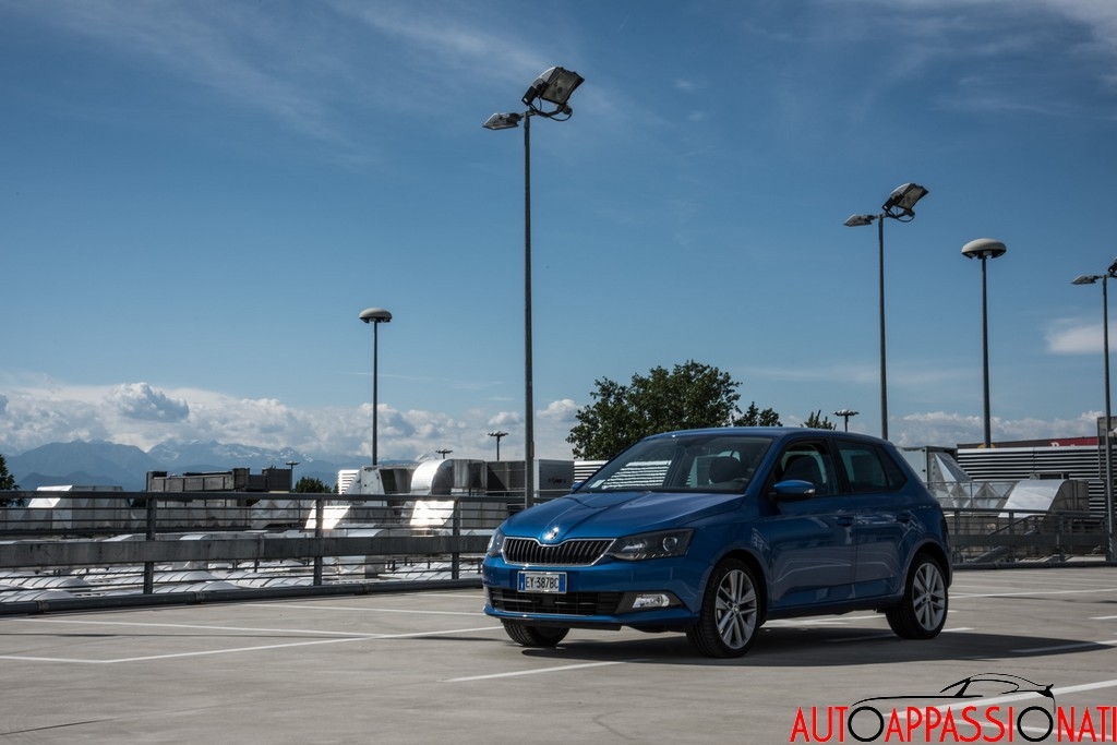 Nuova SKODA Fabia 1.0 MPI 75CV | Prova su strada