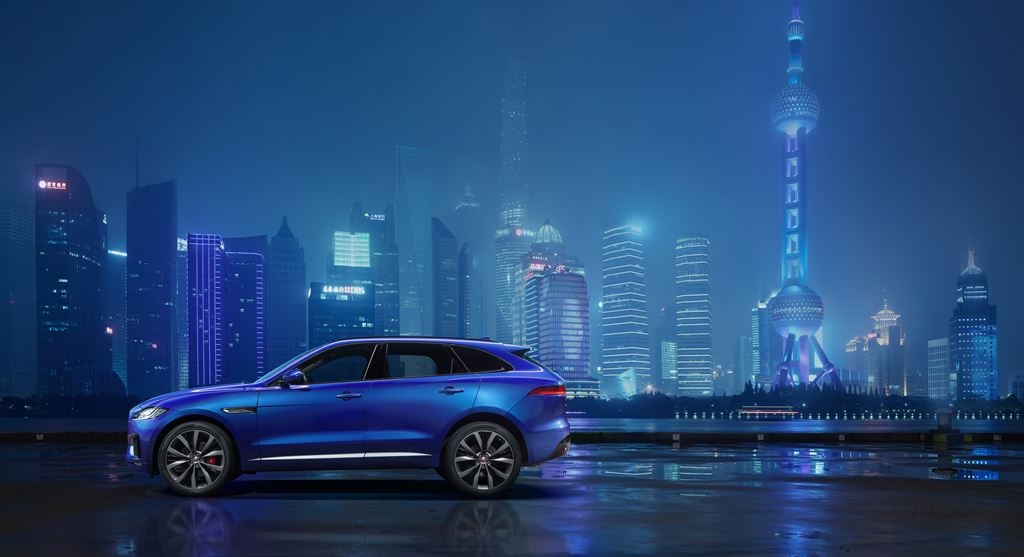 Jaguar mostra la nuova F-PACE prima del Salone di Francoforte