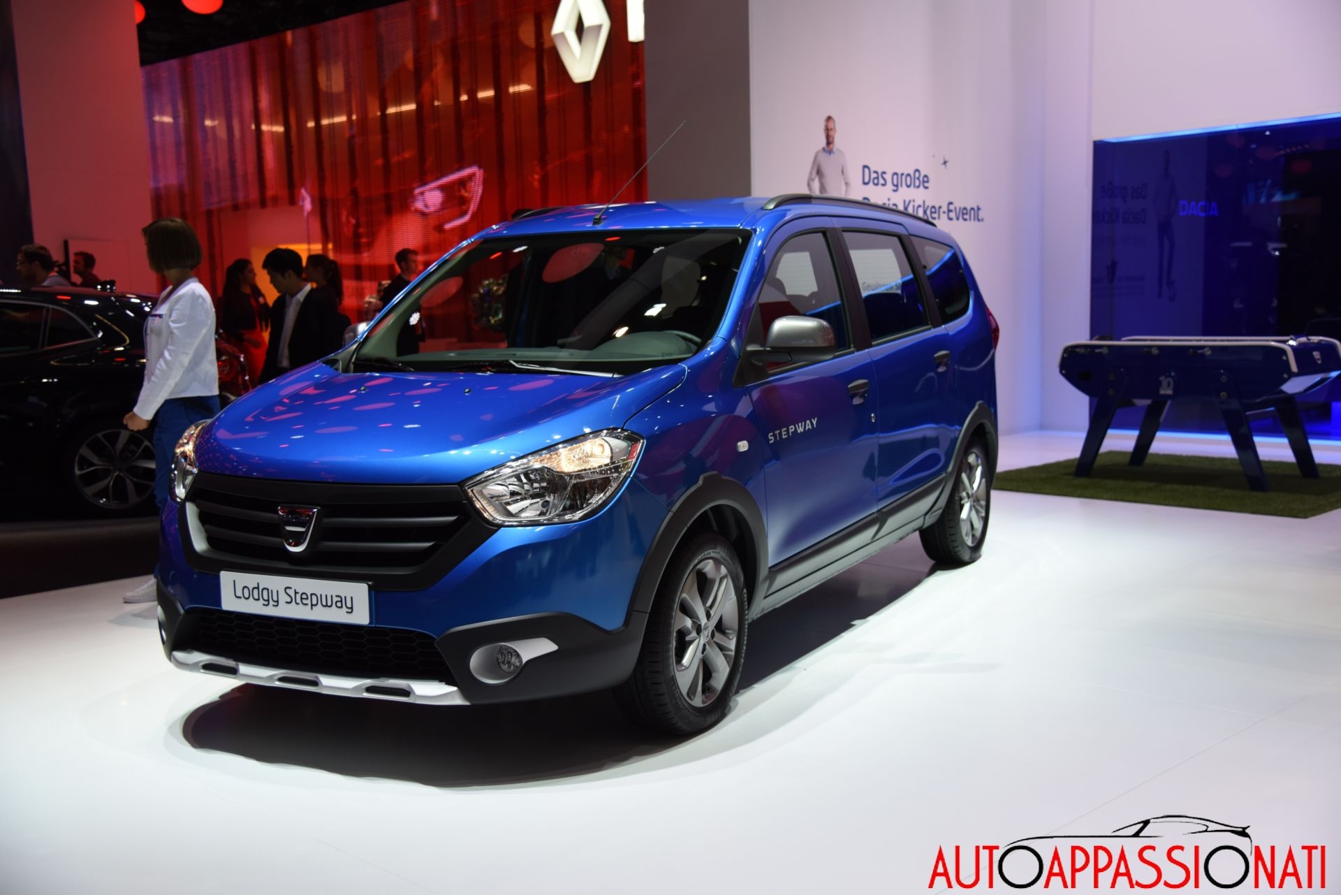 Salone di Francoforte 2015: Dacia si rinnova