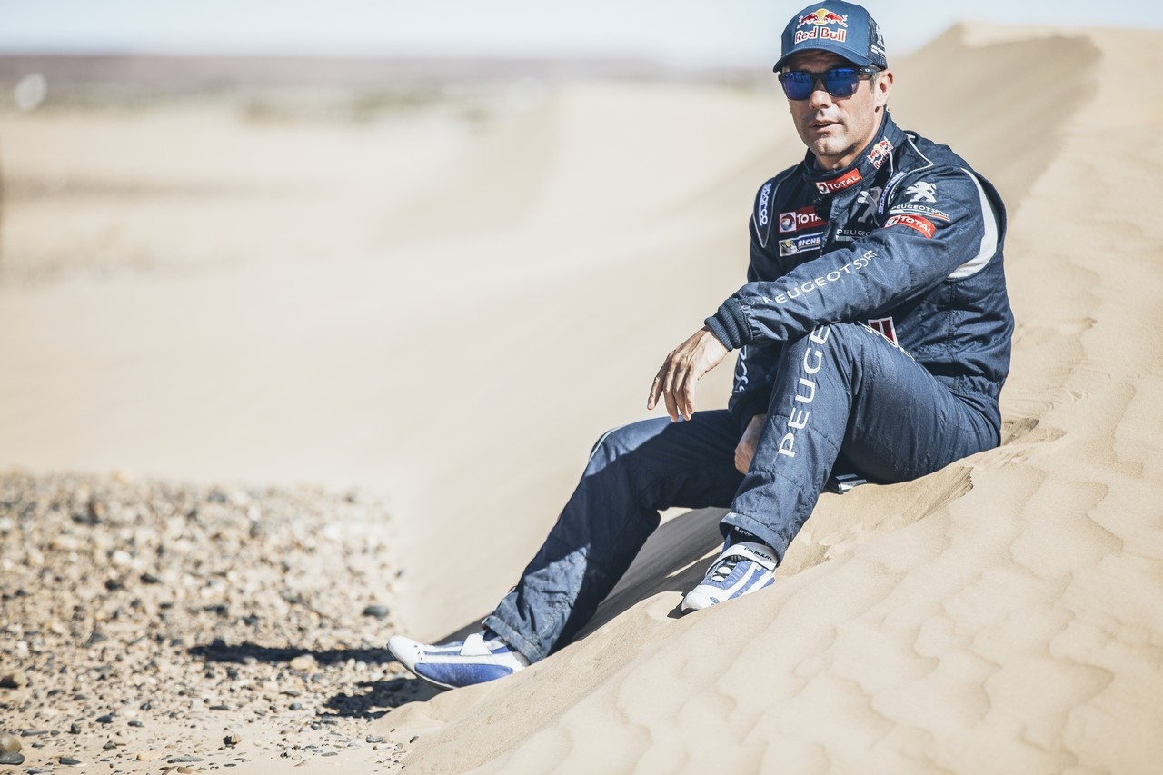 Dakar 2016: Sebastien Loeb si unisce al Dream Team Peugeot Total