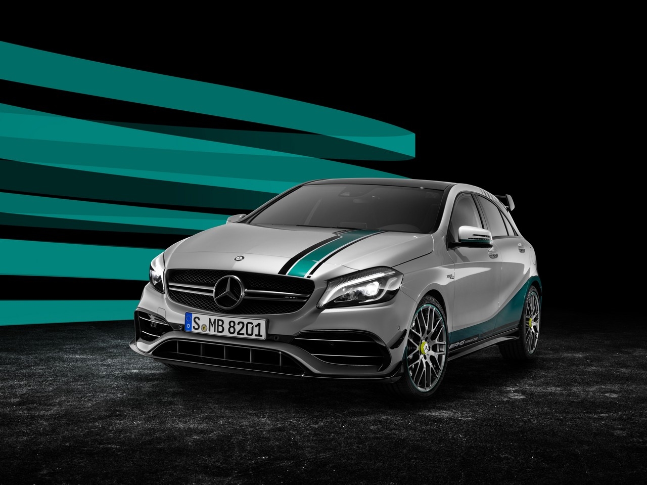 Mercedes AMG A 45 World Champion Edition: l’edizione che celebra i due titoli F1