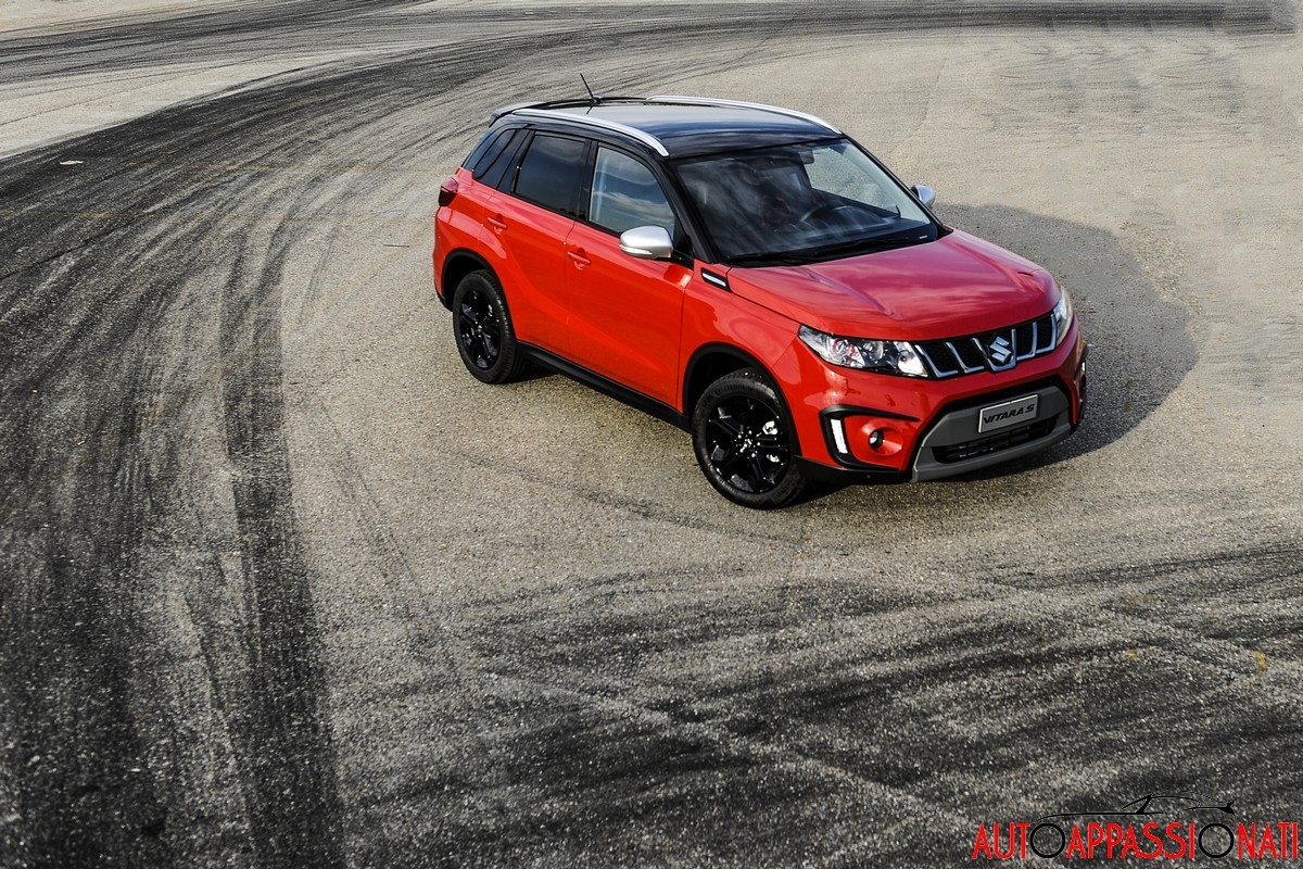 Suzuki Vitara S | Prova su strada in anteprima