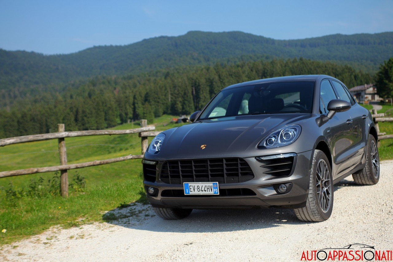 Richiamo precauzionale per Porsche Macan S e Turbo