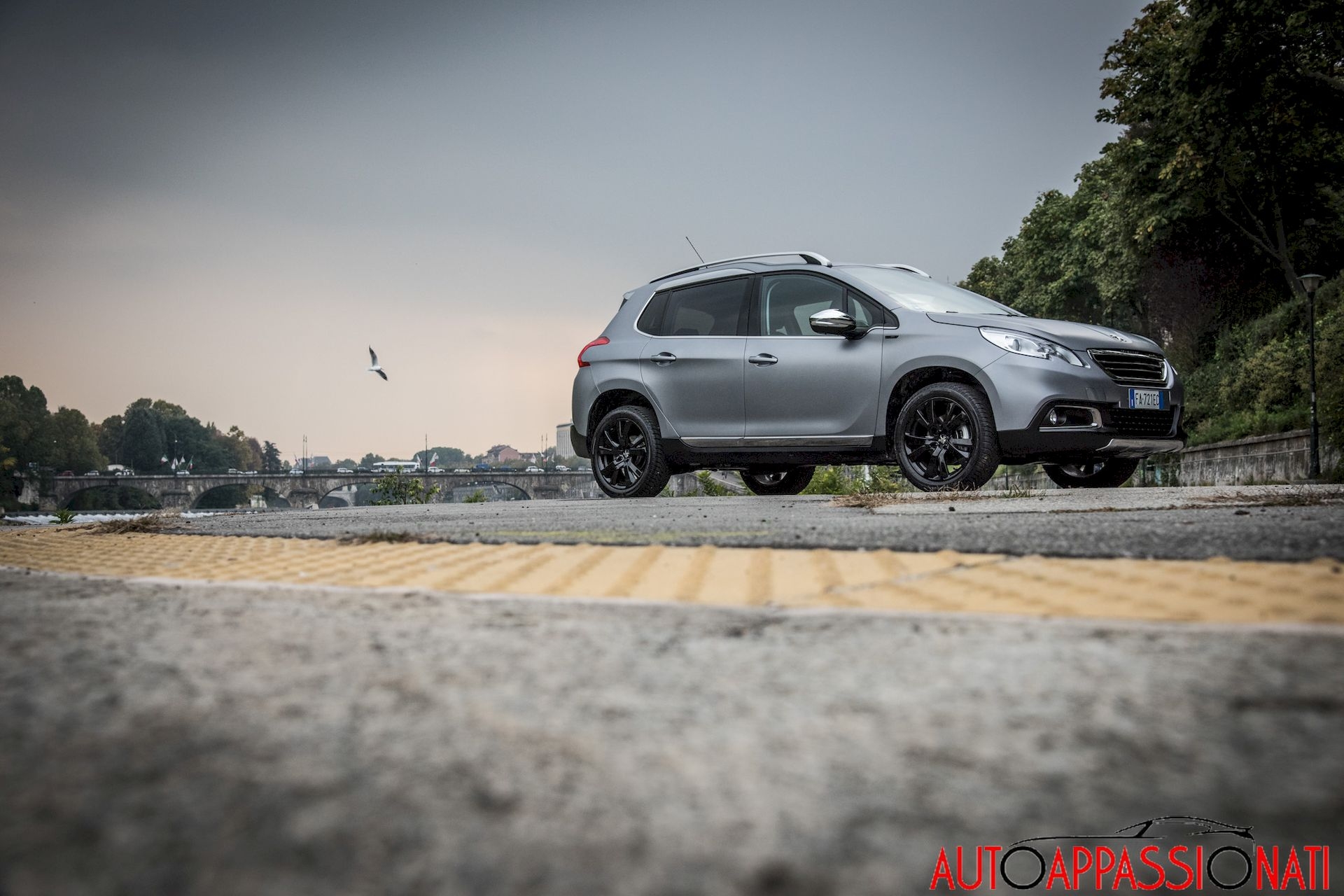 Peugeot 2008 Black Matt | Prova su strada