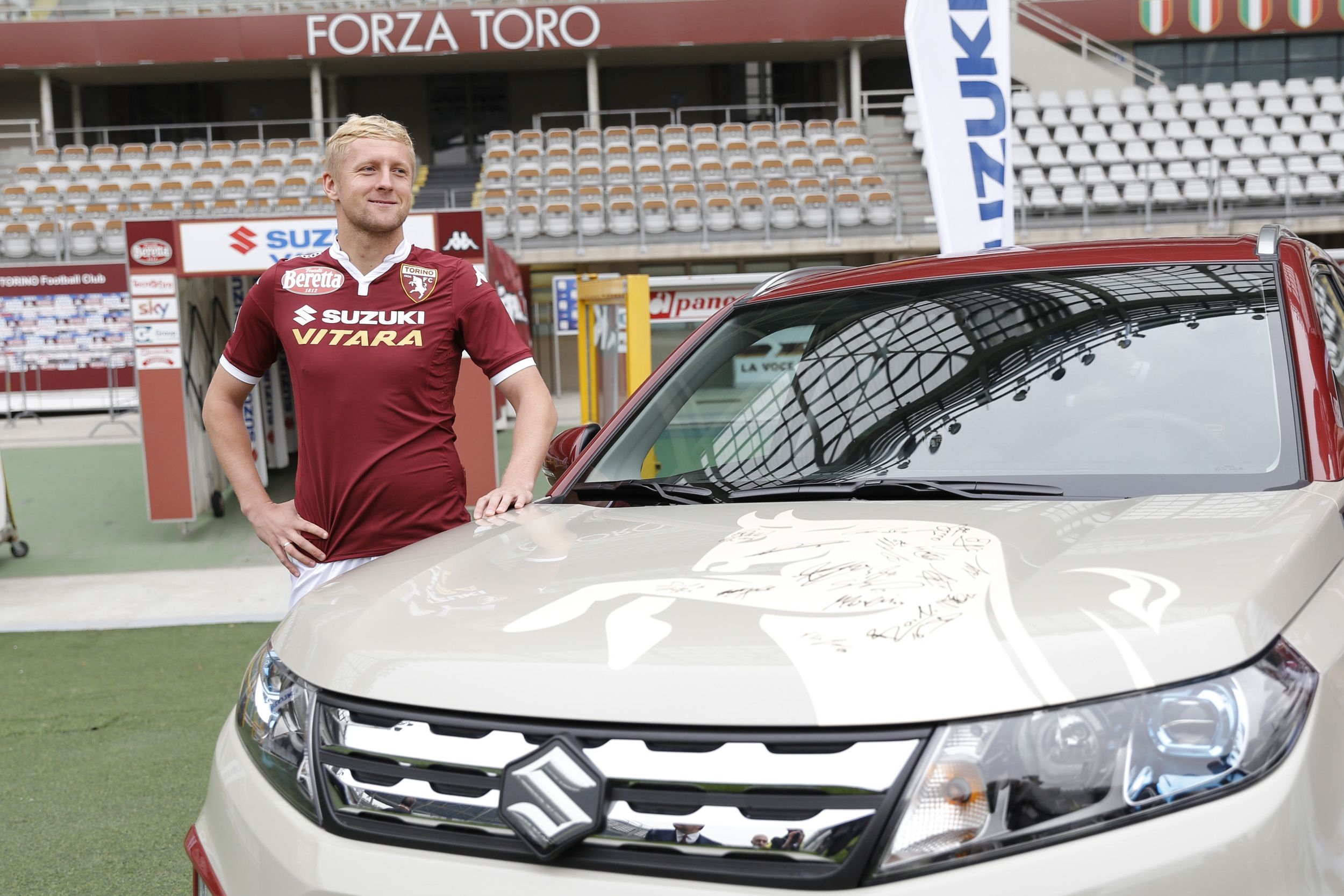 Premiato il vincitore dell’asta benefica di Suzuki e Torino FC