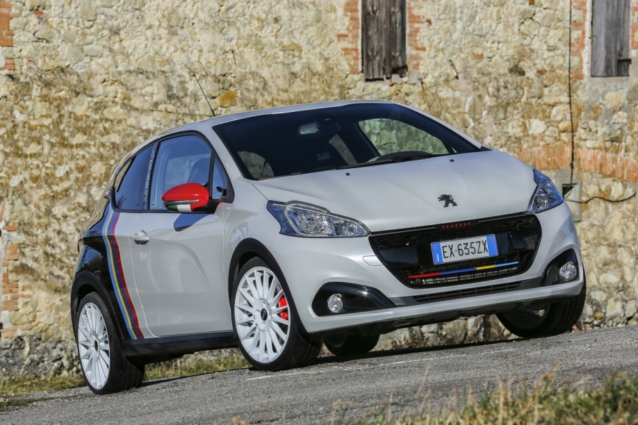 Peugeot 208 GTi Nove | Video