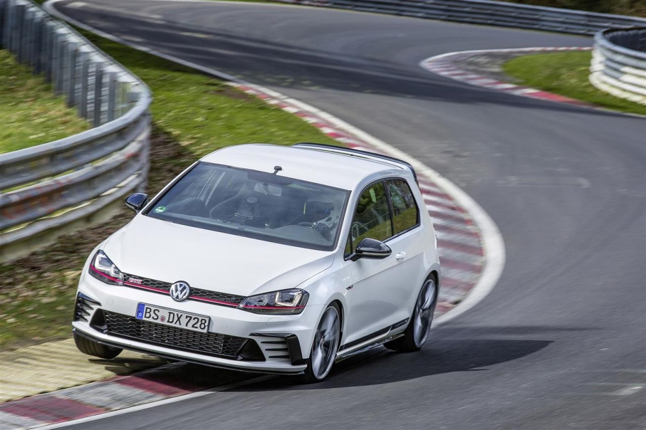 VW Golf GTI Clubsport S: 10 cose da sapere sulla GTI del record