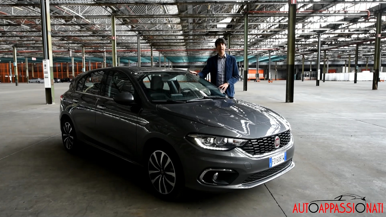 Nuova Fiat Tipo hatchback | Prova su strada [VIDEO]