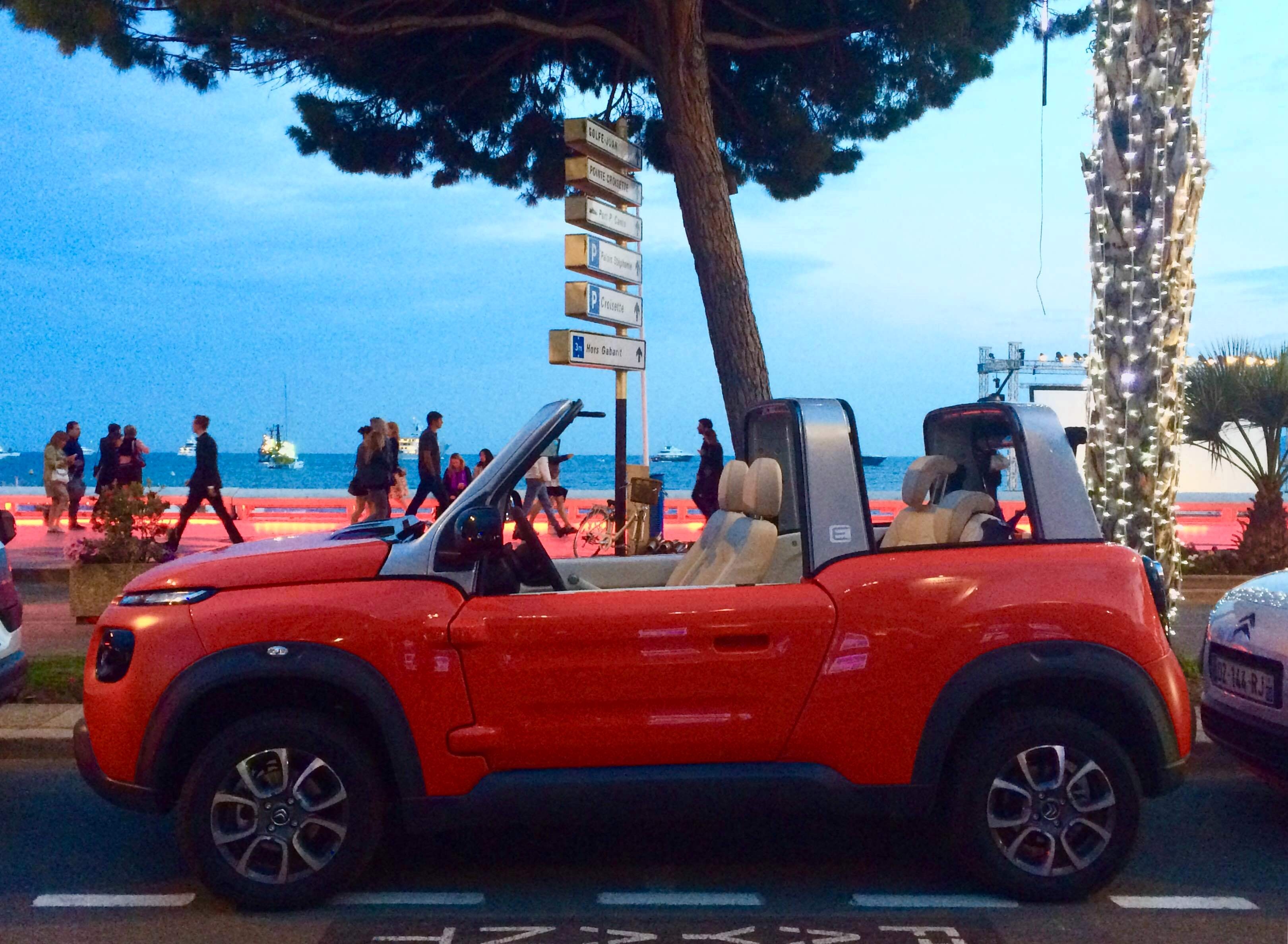 Citroën al Festival di Cannes con E-Mehari & C4 Cactus