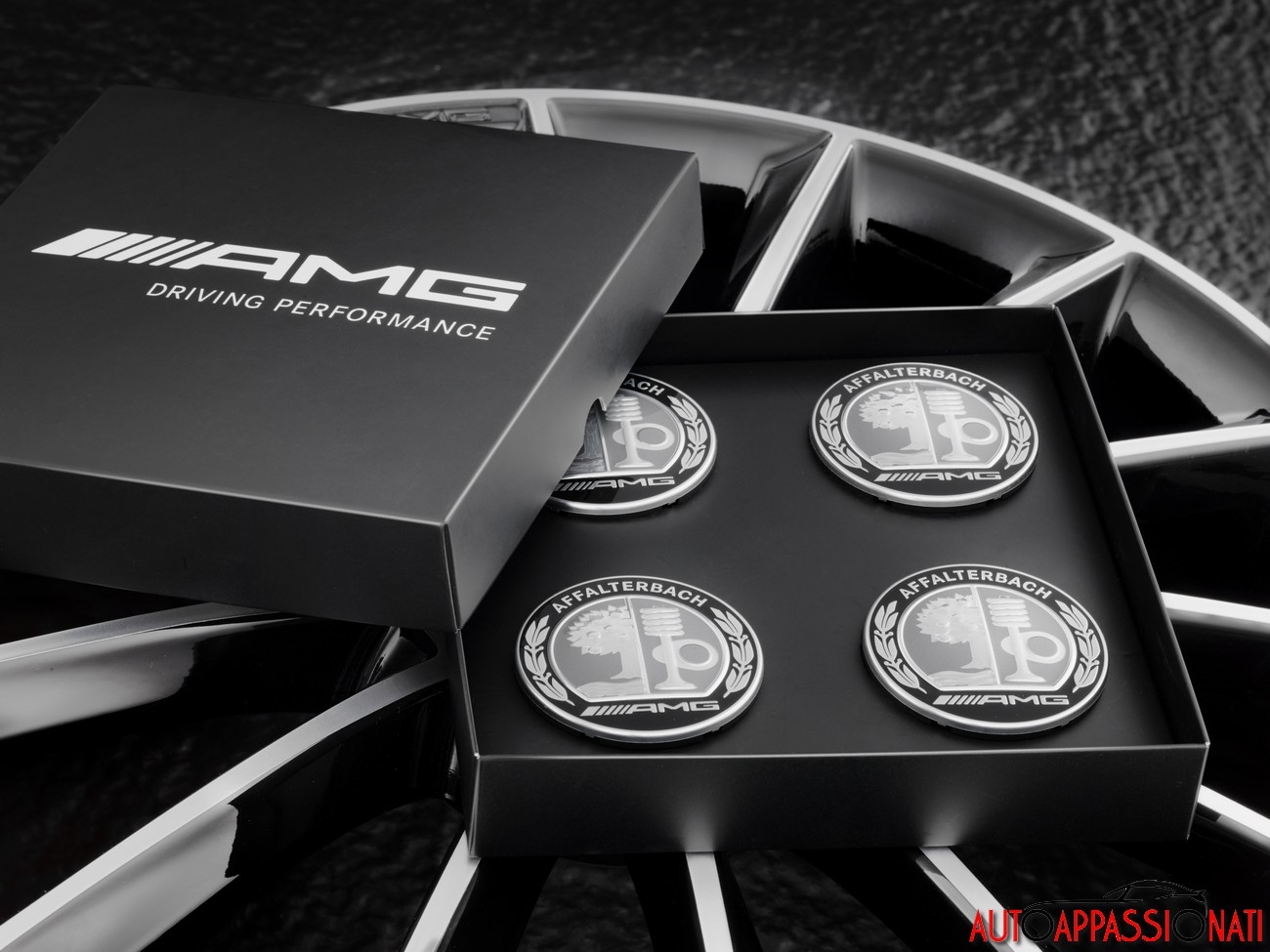 Mercedes-AMG: nuovi accessori per Classe C e Classe A