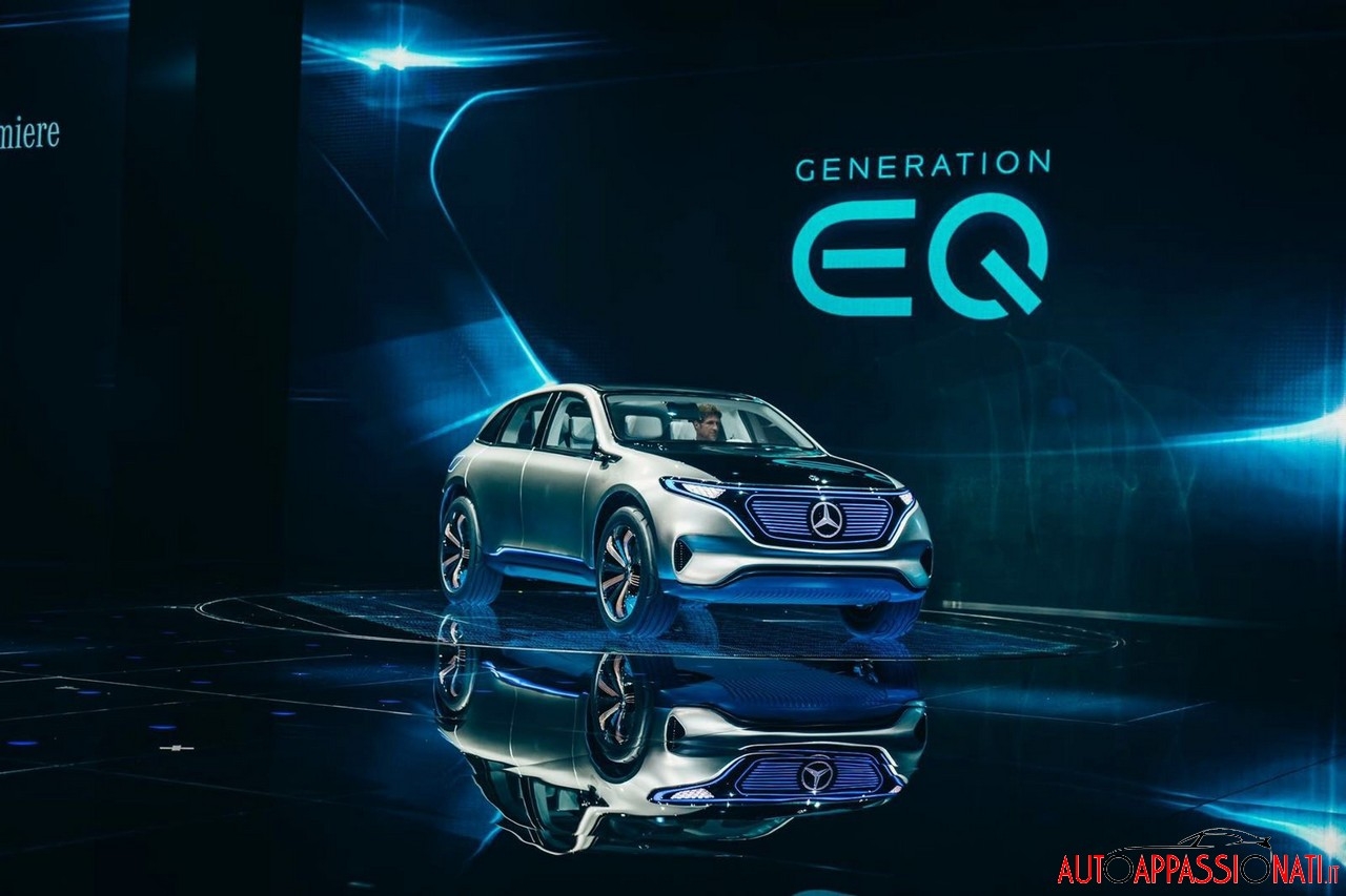 Mercedes-Benz presenta Generation EQ al Salone di Parigi 2016