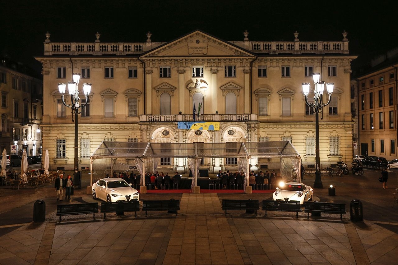 The Red Table, la cena che celebra il grande ritorno di Alfa Romeo