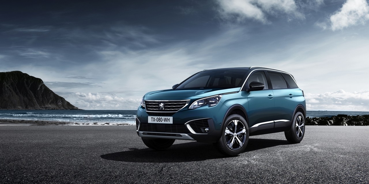 Nuova Peugeot 5008: prime informazioni e foto