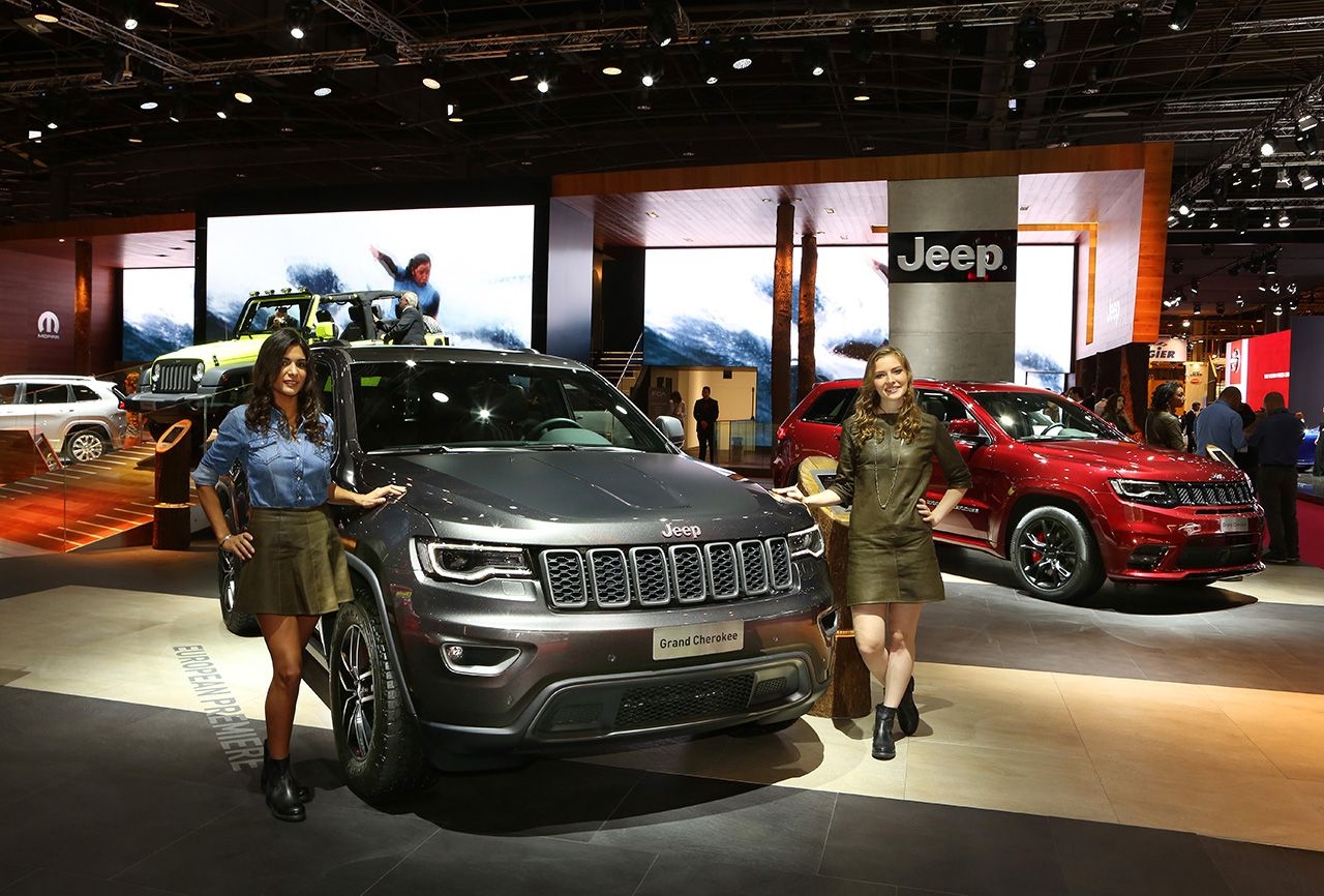 Lo stand Jeep al Salone di Parigi 2016 [LIVE]