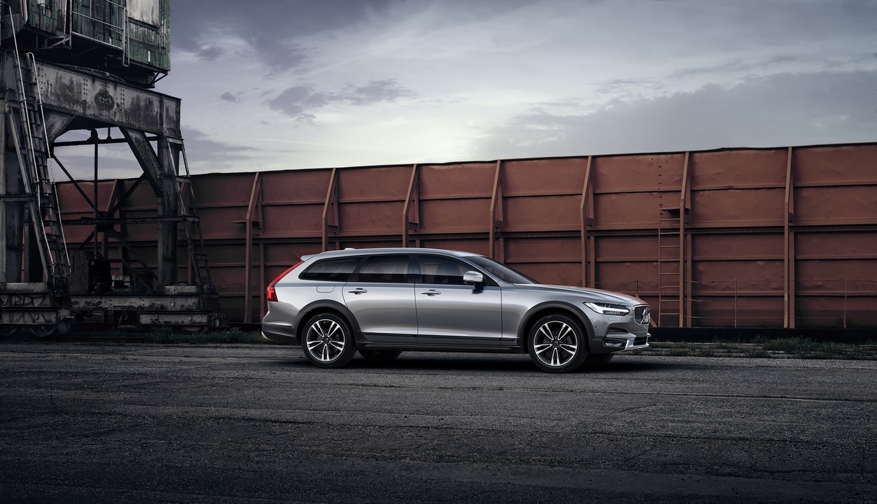 Polestar ottimizza Volvo V90 Cross Country