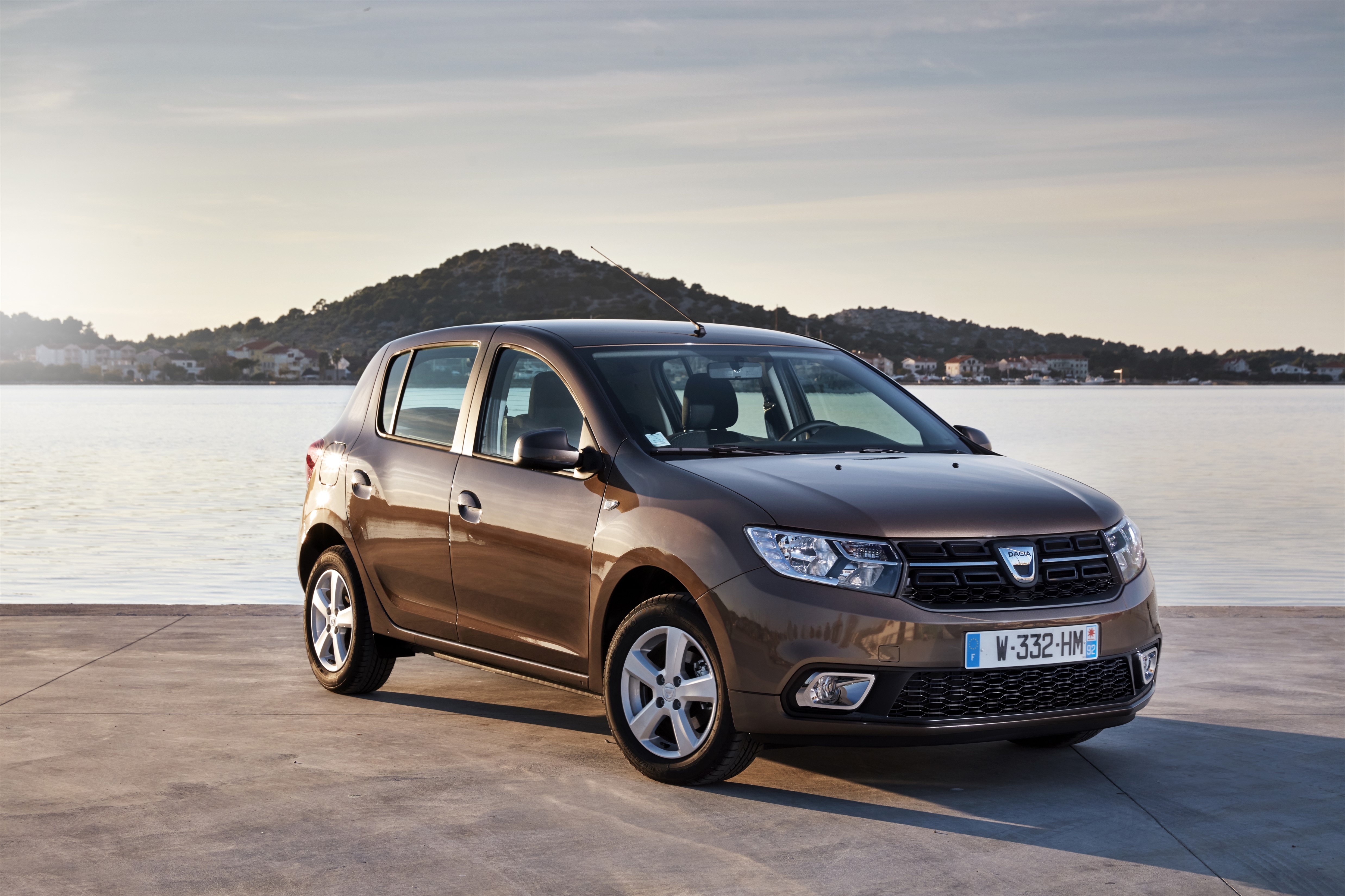 Dacia Sandero 2017 | Prova su strada in anteprima